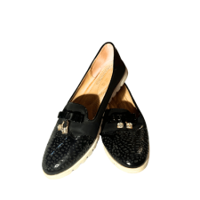 Mustad tekstuurse nina ja lipsuga loaferid, suurus 38